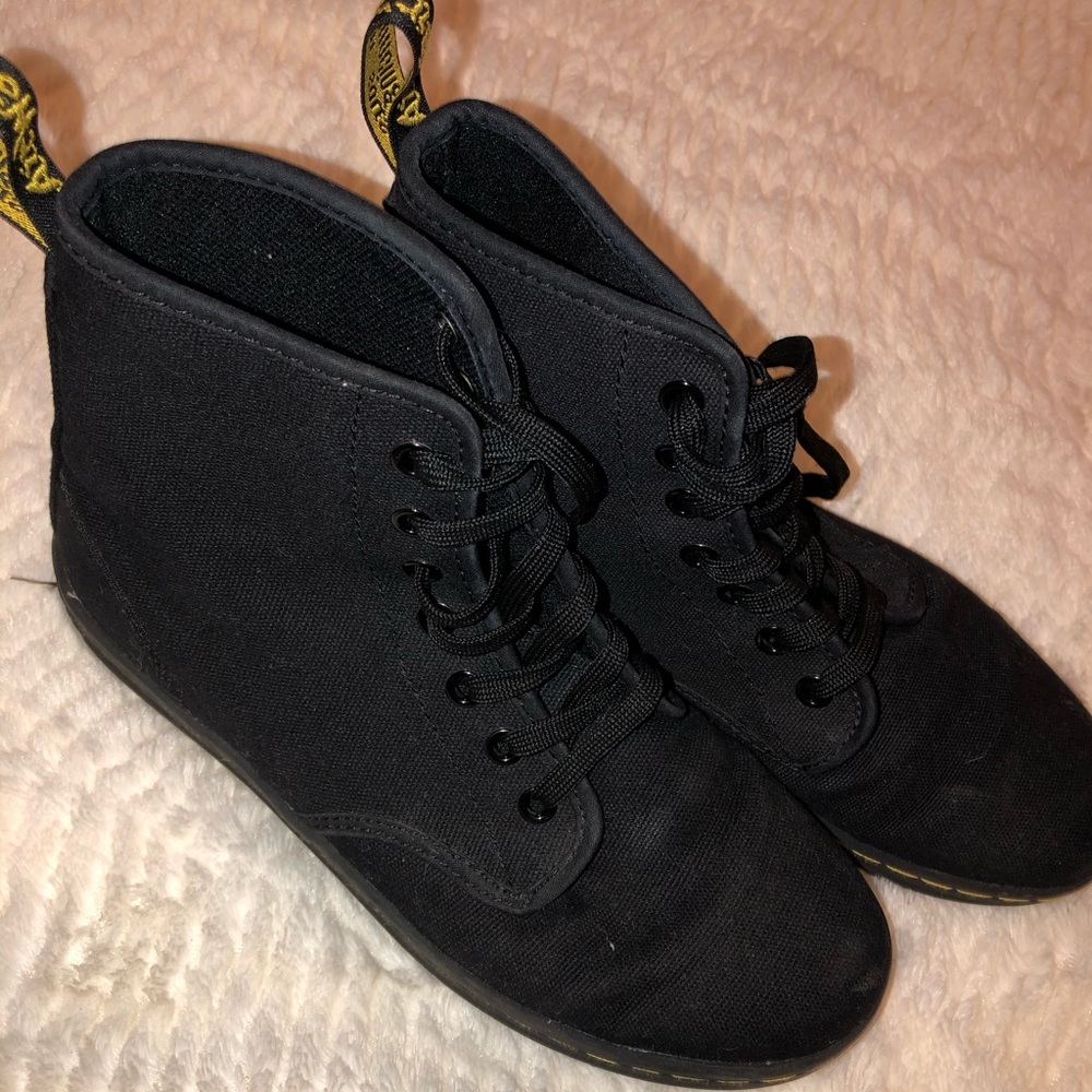 SOLD!!!!!!! Dr. Martens Boots